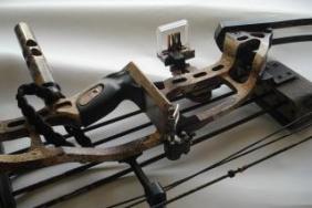 Hoyt Bow