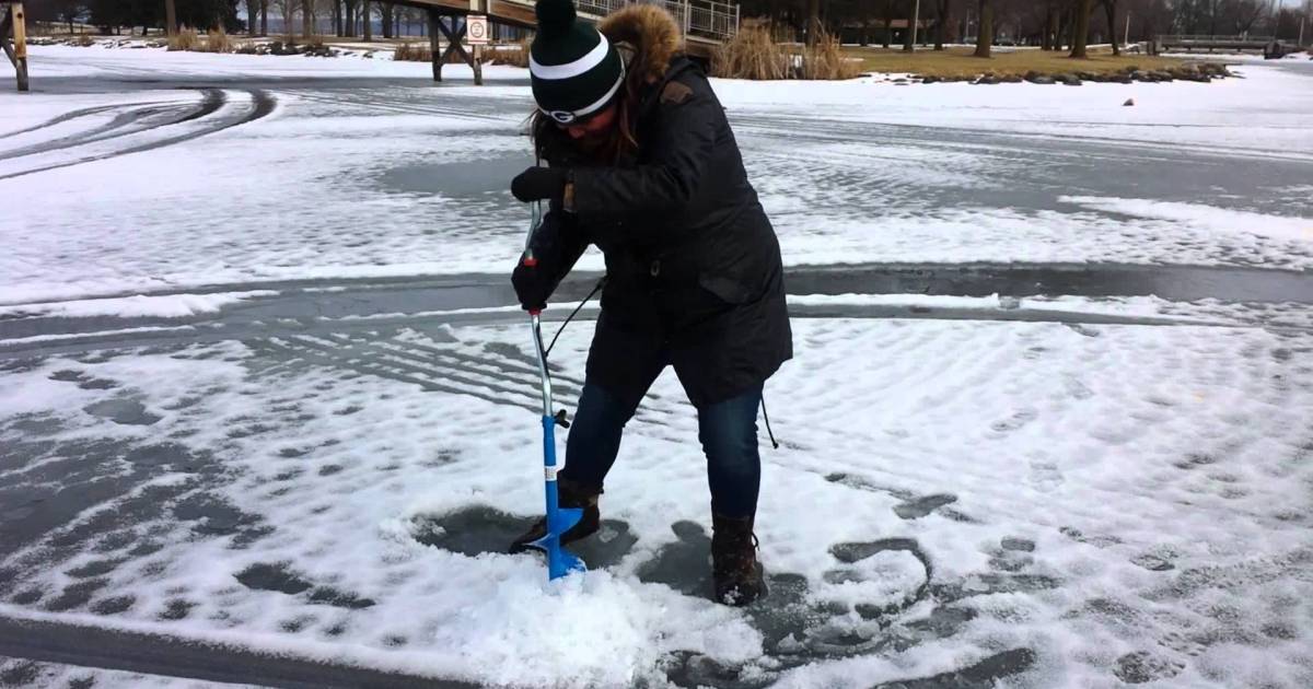 4 Tips for Using a Manual Ice Auger LiveOutdoors