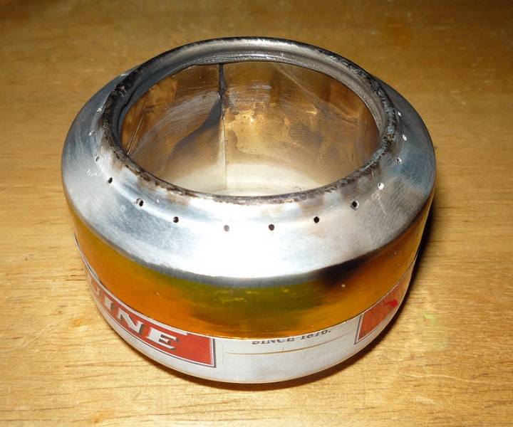Make an alcohol stove out of a beer can