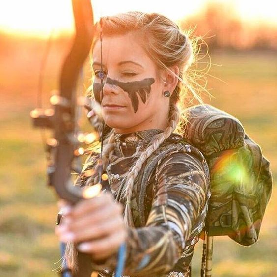 Hottest Girls of Bowhunting