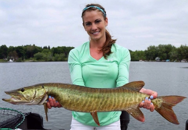 Hottest Women of Fishing